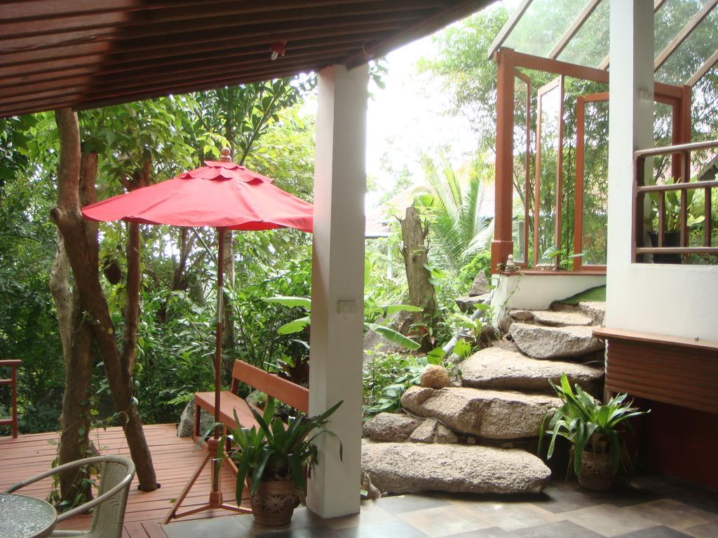 La Cigale Bed and Breakfast Koh Tao Rum bild