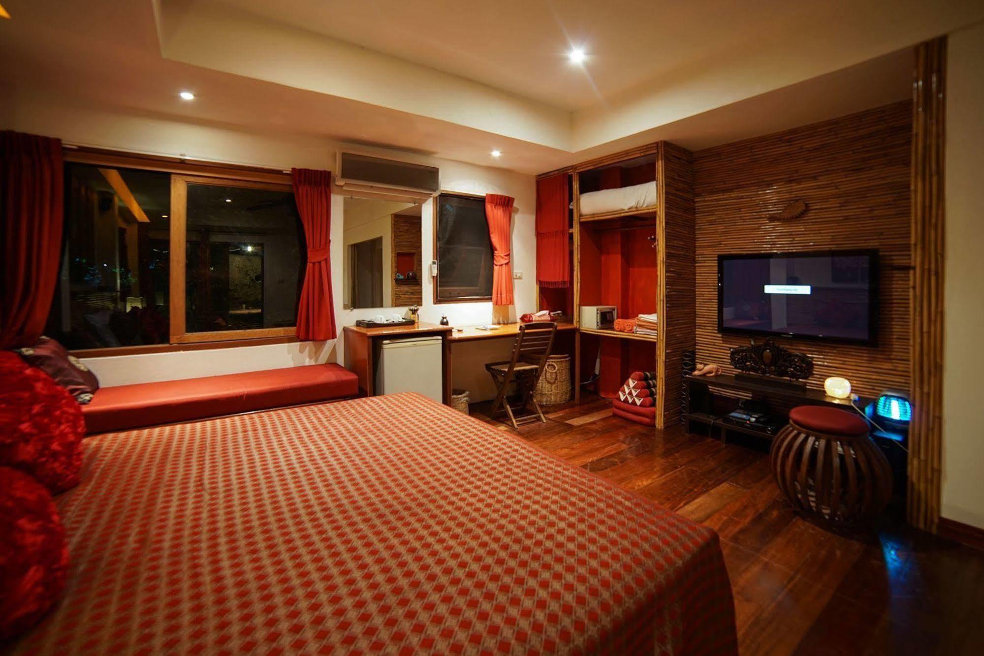 La Cigale Bed and Breakfast Koh Tao Exteriör bild
